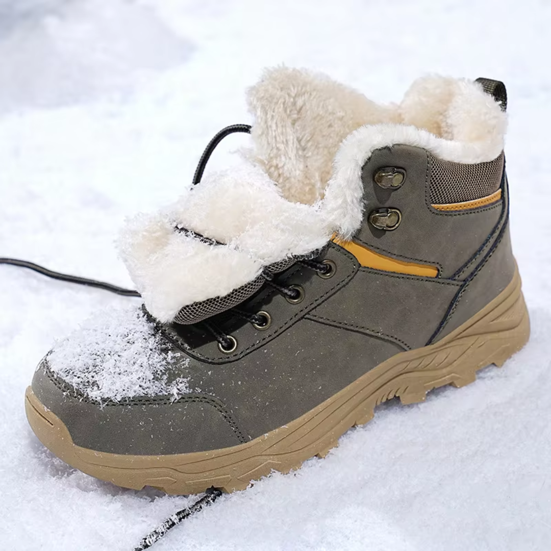 Men’s Winter Hiking Shoes – Plush Lined & Waterproof